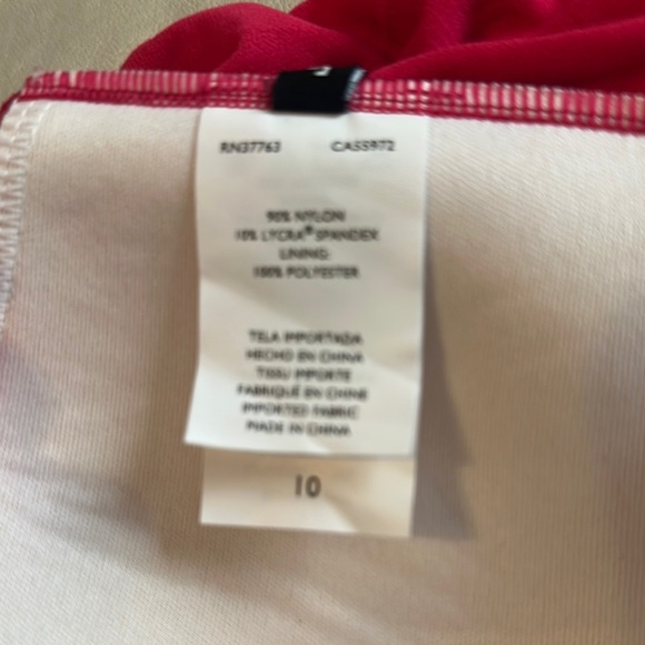 Jantzen Red and Black One Piece Swimsuit with Ruched Detailing - Picture 7 of 7